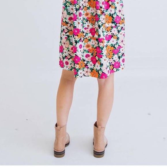 KARLIE Evermore floral puff sleeve dress size L - Picture 2 of 8